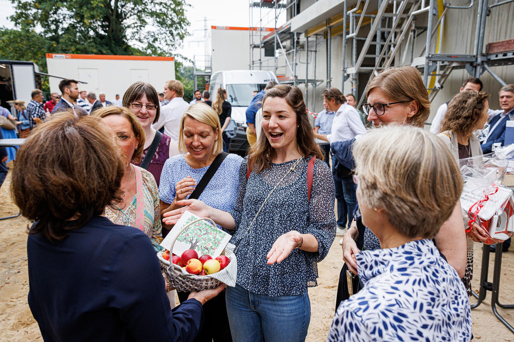 Richtfest Helenen-Quartier Bebelallee 28
