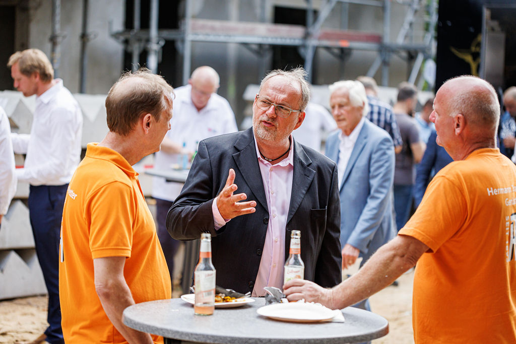 Richtfest Helenen-Quartier Bebelallee 28